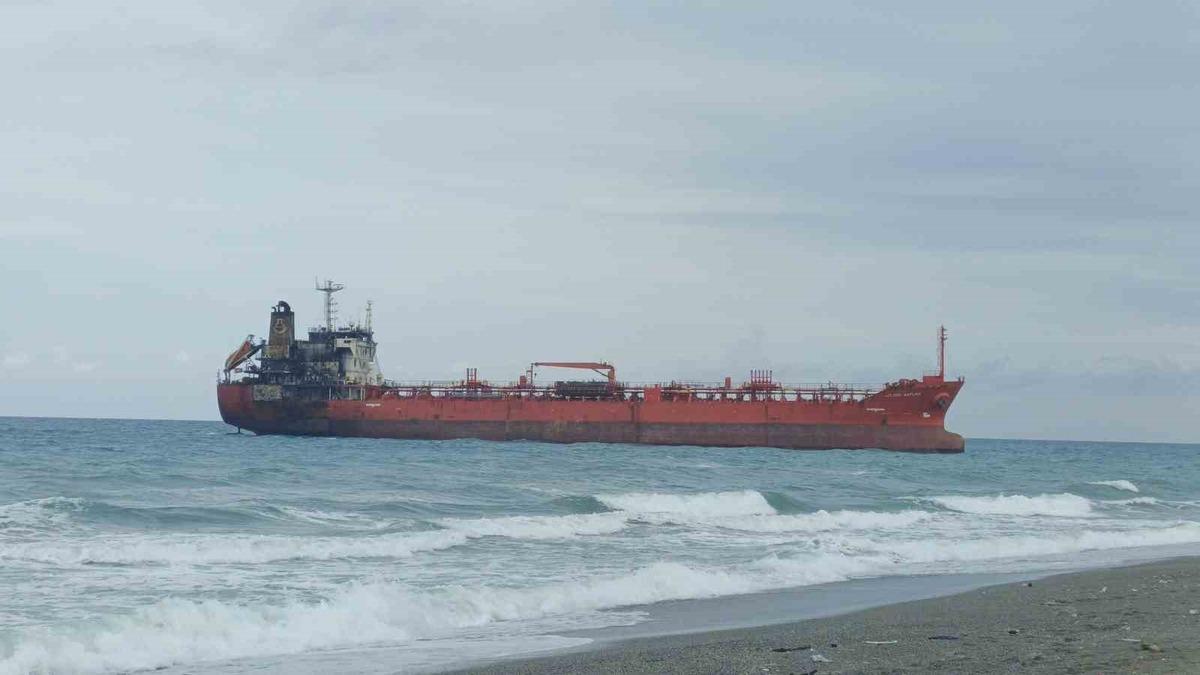 Karadeniz’deki saldırıda hasar aldı! Samsun’da karaya oturdu - Güncel Haberler