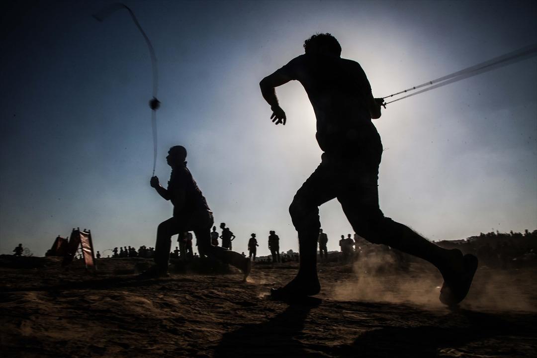 Gazze'de 'B&uuml;y&uuml;k Geri D&ouml;n&uuml;ş Y&uuml;r&uuml;y&uuml;ş&uuml;' g&ouml;sterilerini İsrail kana buladı! Korkun&ccedil; bilan&ccedil;o!