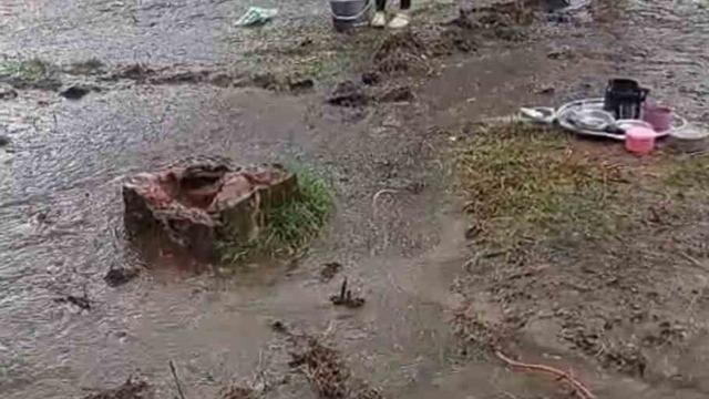 Samsun’a giden fındık işçilerini yağmur vurdu