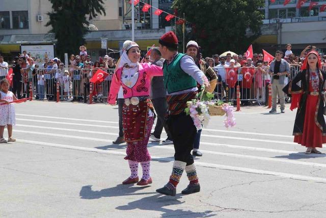 Adana&rsquo;da 30 Ağustos Zafer Bayramı kutlandı 6
