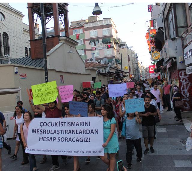 Kadıköy'de çocuk cinayetleri protestosu