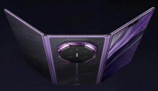 Huawei Mate XT 2 ortaya &ccedil;ıktı: &Uuml;&ccedil;e katlanan telefonda tasarım tamamen değişti