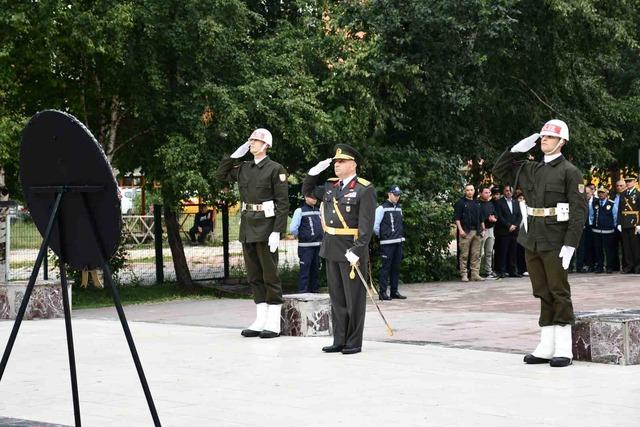 Ardahan’da 30 Ağustos Zafer Bayramı törenle kutlandı 2