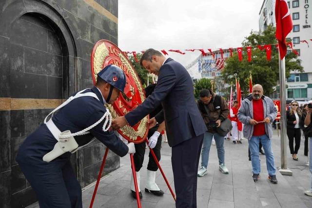 Niğde’de 30 Ağustos Zafer Bayramı düzenlenen törenle kutlandı 1