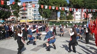Manisa ilçelerinde Zafer Bayramı kutlandı
