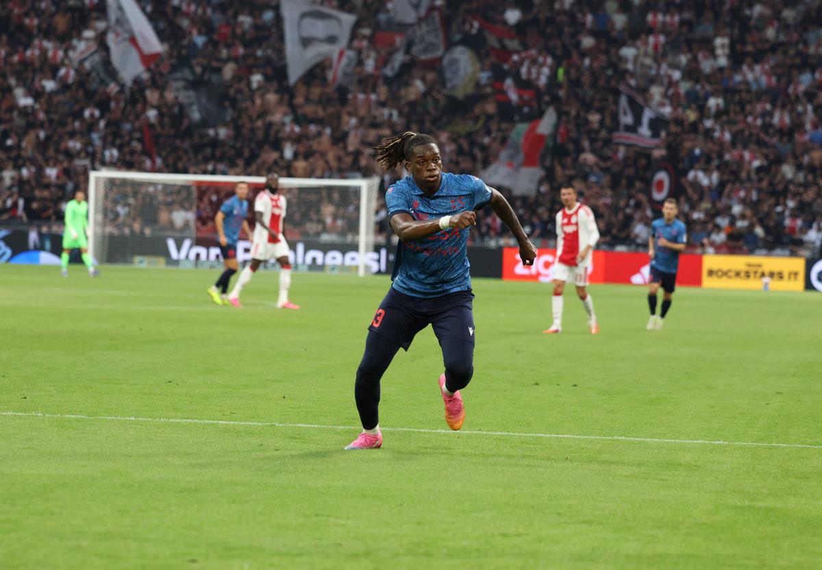 Osimhen e yeni partner: Winsley Boteli! Galatasaray gen&ccedil; gol makinesini buldu 3