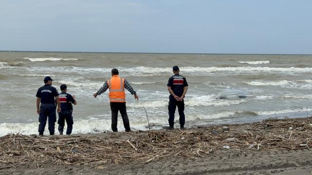 Yer: Samsun! Sahile vurmuş insansız deniz aracı bulundu