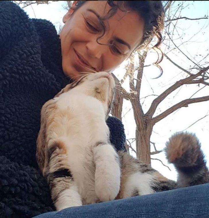 10 yıldır teknede yaşayan Yeşim Büber böyle görüntülendi G3