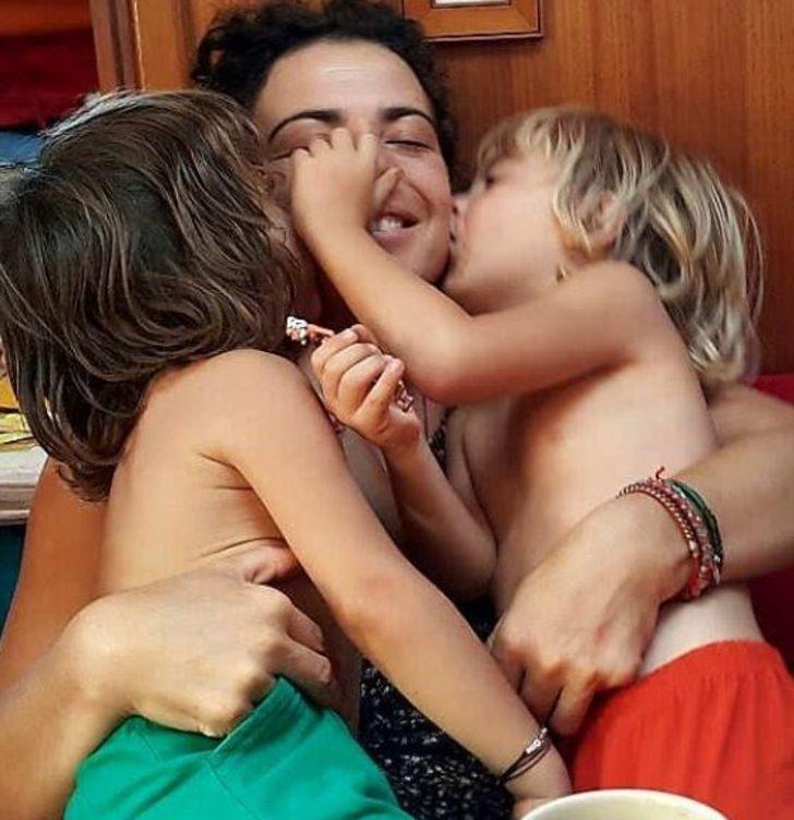 10 yıldır teknede yaşayan Yeşim Büber böyle görüntülendi G4