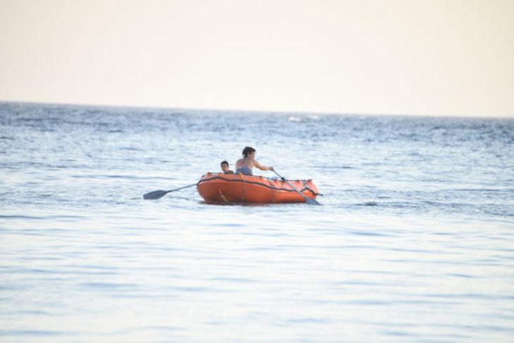 10 yıldır teknede yaşayan Yeşim Büber böyle görüntülendi G5