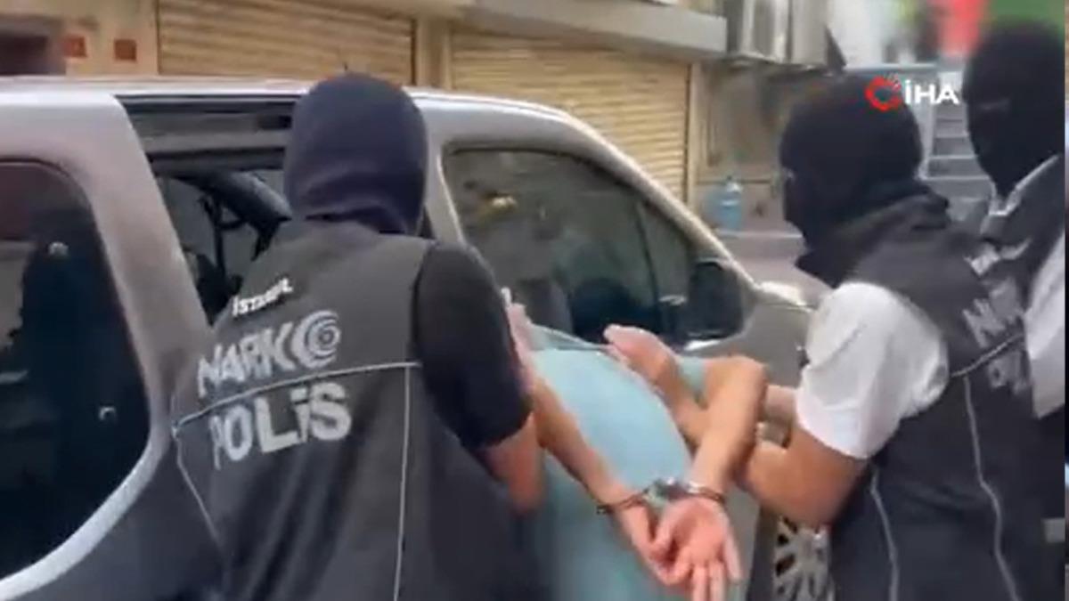 İngiltere’den kırmızı bültenle aranan uyuşturucu kaçakçısı İstanbul’da yakalandı 1