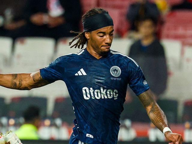 Archie Brown'dan Beşiktaş derbisi &ouml;ncesi olay mesaj!