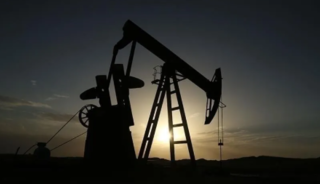 Brent petrol&uuml;n varili 90,52 dolardan işlem g&ouml;r&uuml;yor 