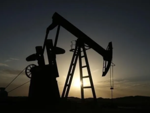 Brent petrol&uuml;n varili 90,52 dolardan işlem g&ouml;r&uuml;yor 