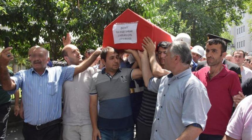 Tekirdağ'ın Çorlu ilçesindeki Şehit Astsubay İsa Boztoprak'ın cenazesinde skandal olay!