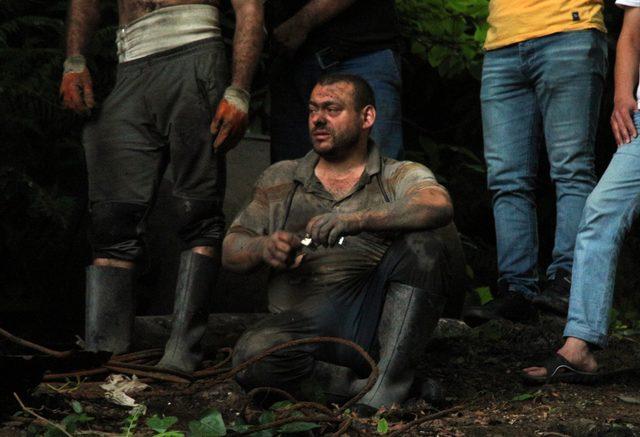 Zonguldak'ta maden ocağında göçük: 2 işçi mahsur (2)
