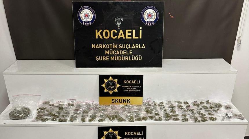Kocaeli'de uyuşturucu operasyonlarında yakalanan 5 zanlı tutuklandı