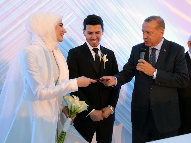 Cumhurbaşkanı Erdoğan, Numan Kurtulmuş'un kızının nikah törenine katıldı
