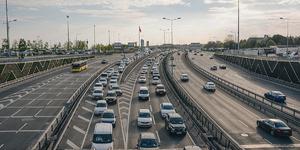 Trafikte yeni d&ouml;nem yarın başlıyor: Alo 193 t&uuml;m ara&ccedil; sahiplerini ilgilendiriyor