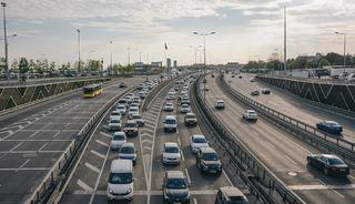 Trafikte yeni d&ouml;nem yarın başlıyor: Alo 193 t&uuml;m ara&ccedil; sahiplerini ilgilendiriyor