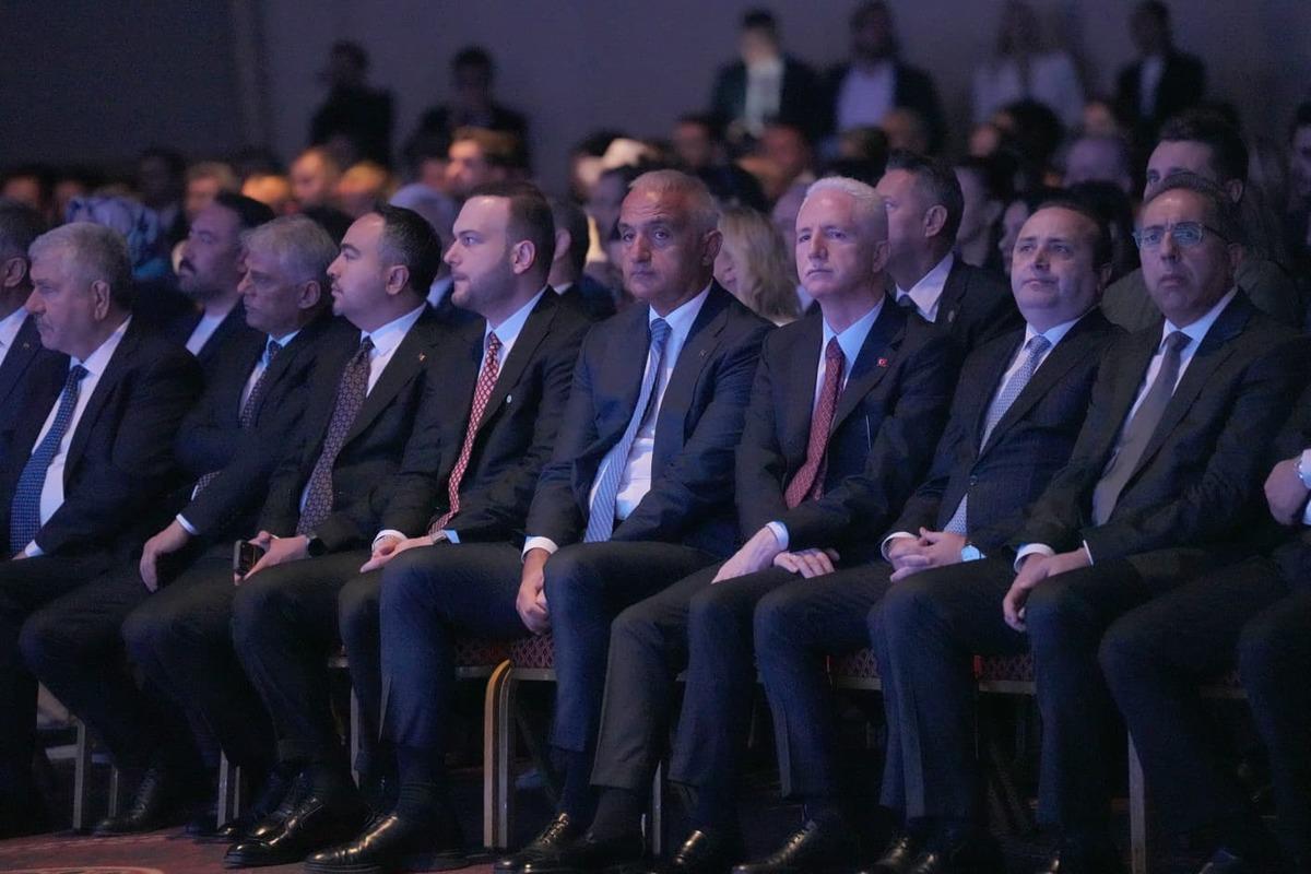 Bakan Ersoy dan plastik atık uyarısı! “90 milyon ton atığı ekonomiye kazandırdık” 5
