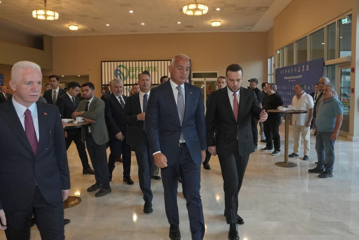 Bakan Ersoy dan plastik atık uyarısı! “90 milyon ton atığı ekonomiye kazandırdık” 4