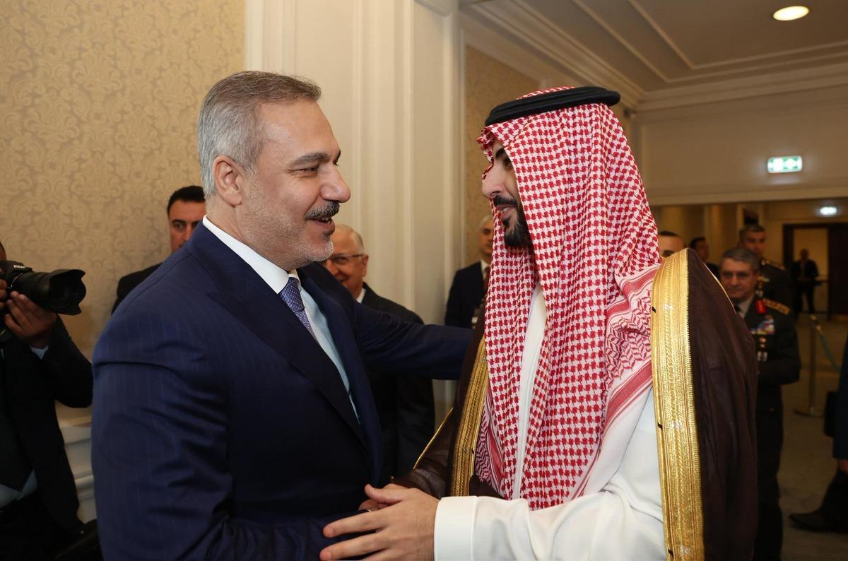 Mekke Ortak Savunma Anlaşması nın ilk toplantısı İstanbul da yapıldı 4