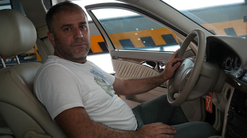 e-Devlet'e &ouml;ylesine girdi, hayatının şokunu yaşadı! Otomobil diye bindiği Mercedes beyaz eşya &ccedil;ıktı