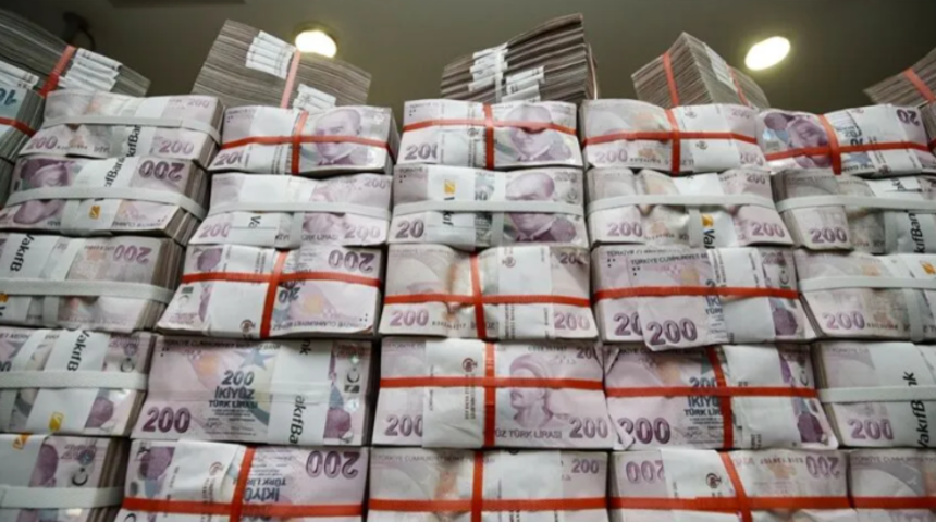 Bankacılık sekt&ouml;r&uuml;n&uuml;n net karı temmuzda 596,4 milyar lira oldu