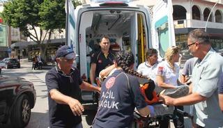 Serik&rsquo;te hafif ticari ara&ccedil; ile motosiklet &ccedil;arpıştı: 1 yaralı