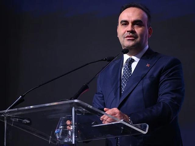 Bakan Kacır, yılın ikinci &ccedil;eyreğine ilişkin b&uuml;y&uuml;me verilerini değerlendirdi