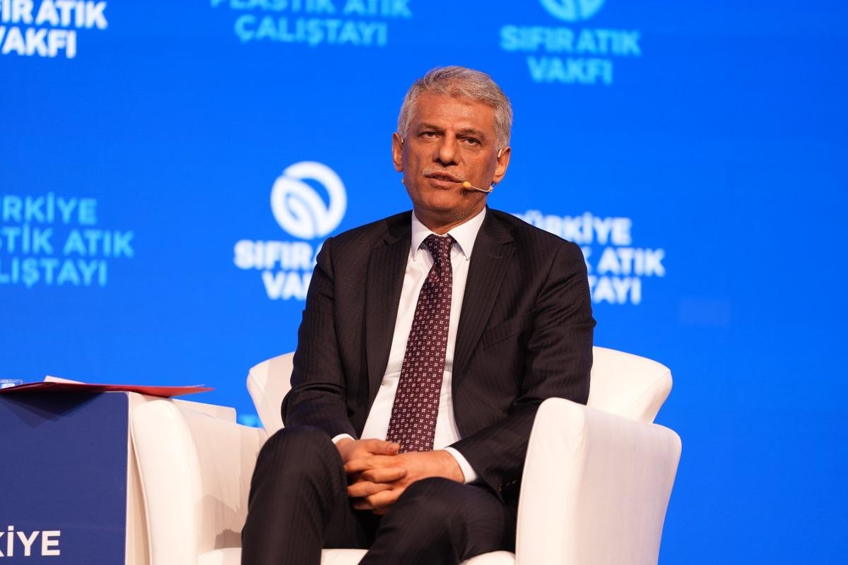 Plastik d&ouml;ng&uuml;s&uuml;nde ulusal politikalar ve sekt&ouml;rel d&ouml;n&uuml;ş&uuml;m, T&uuml;rkiye Plastik Atık &Ccedil;alıştayı nda ger&ccedil;ekleşen bakan yardımcıları oturumunda ele alındı 3