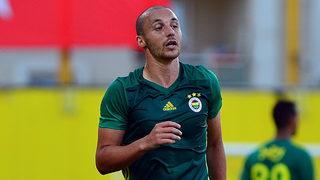 Aatif Chahechouhe: Fenerbahçe’de kalmak istiyorum