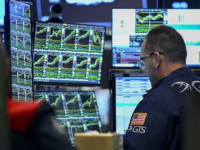 New York borsası d&uuml;ş&uuml;şle a&ccedil;ıldı