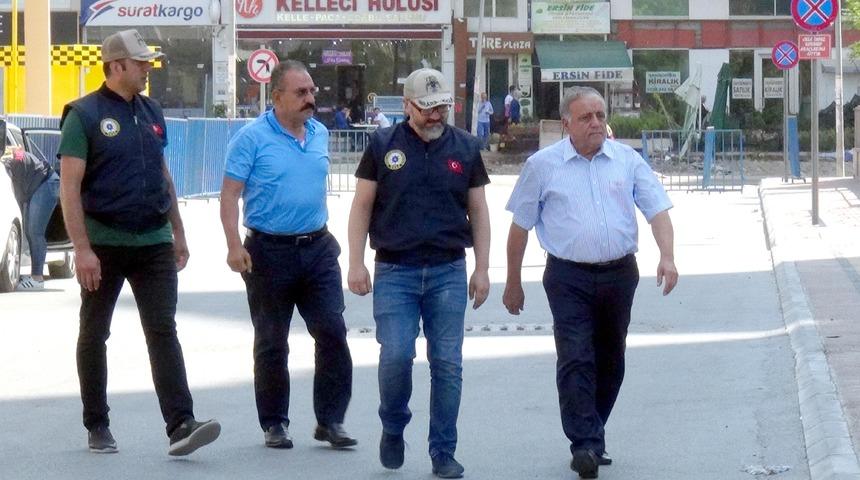 FET&Ouml;'den g&ouml;zaltına alınan işadamı Mahmut Arslan ile kardeşi adliyede