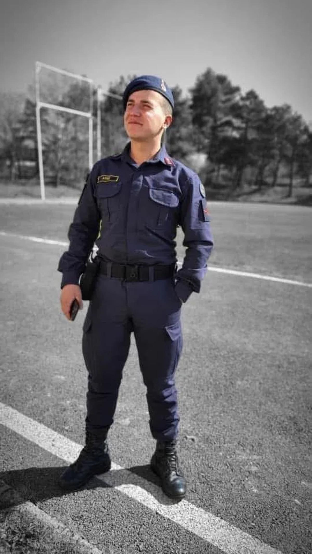 Girne deki gemi faciasında eşi ve çocuğunu kurtaran uzman çavuş hayatını kaybetti 2