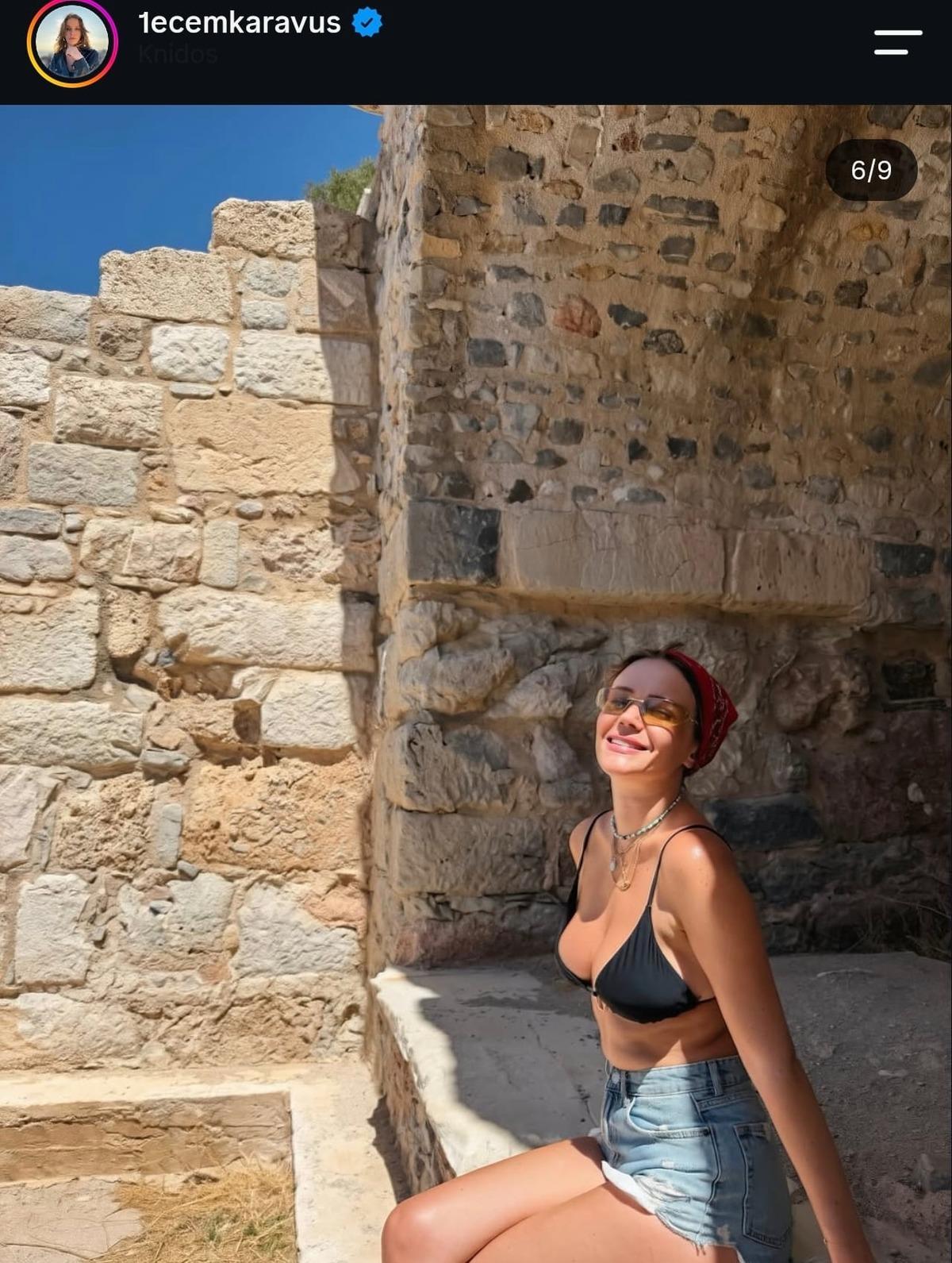Bir d&ouml;neme damga vuran o dizideydi! Ecem Karavus un bikinili paylaşımına yorum yağdı  1