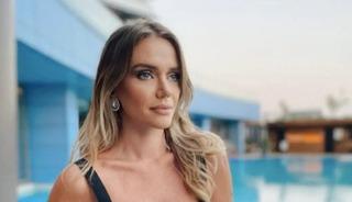 Ecem Karavus iddialı yaz pozlarıyla d&uuml;şman &ccedil;atlattı 