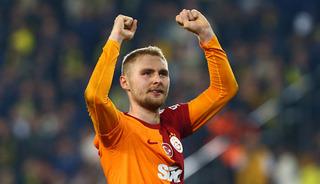 Galatasaray'da beklenen ayrılık kapıda: Nelsson İtalya yolcusu!