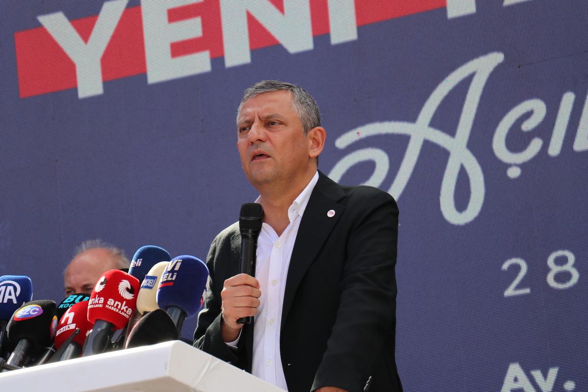 Muharrem İnce nin s&ouml;zleri g&uuml;ndem oldu! &Ouml;zg&uuml;r &Ouml;zel den a&ccedil;ıklama: "İlk duyduğumda..." 1