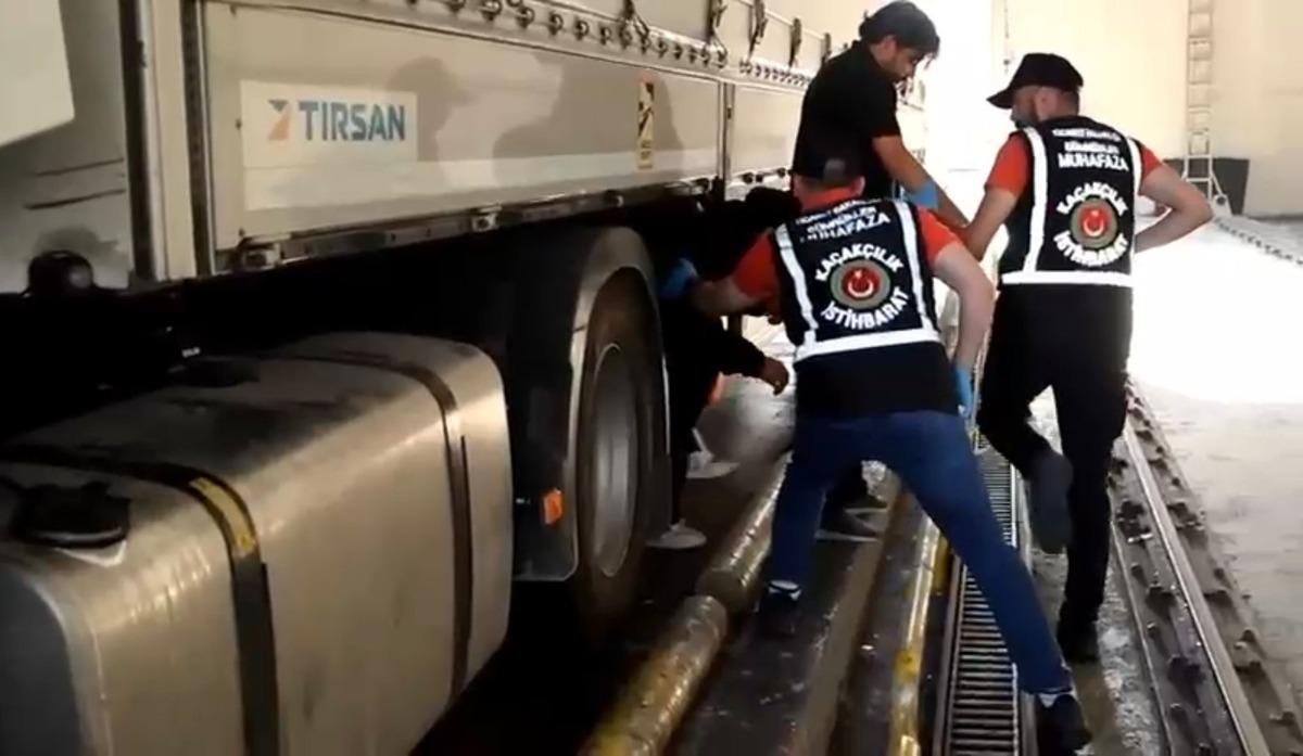 Arif Kocabıyık Bulgaristan a kaçmaya çalışırken tır dorsesinin altında yakalandı 3