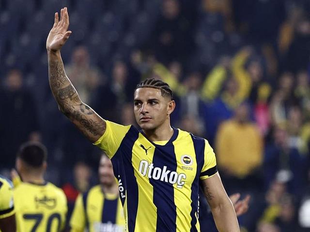 Fenerbah&ccedil;e'den Diego Carlos'un transferi i&ccedil;in resmi a&ccedil;ıklama!