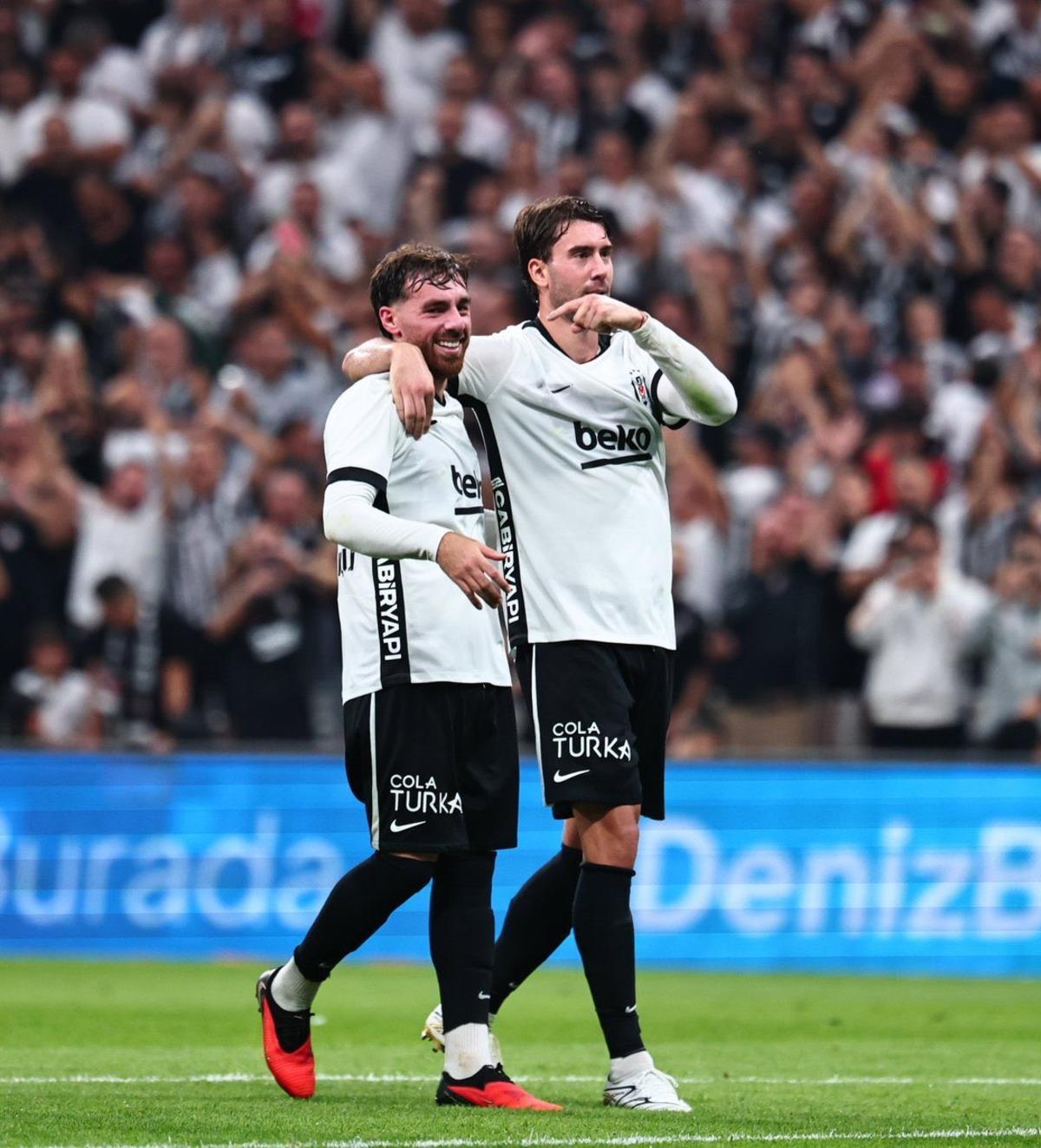Vlahovic Beşiktaş ta Hat-trick yaptı! Taraftarı kendine aşık etti 2