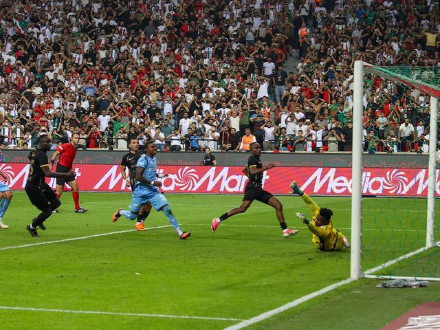 Amedspor, evinde Trabzonspor'u 90+2'de bulduğu golle 2-1 yendi