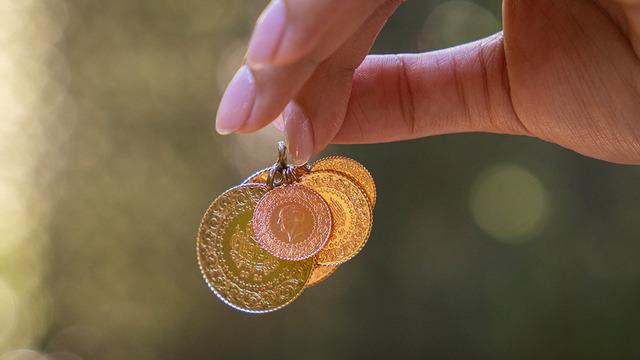 Çeyrek altın ne kadar oldu? Gram düştü: 1 Eylül 2026 Salı altın fiyatları