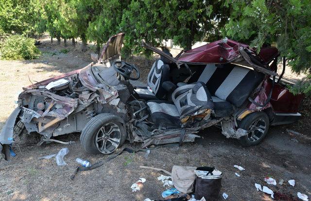 Adana'da feci kaza; 2 ölü, 5 yaralı