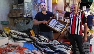 Denize a&ccedil;ıldılar, sabah b&uuml;y&uuml;k s&uuml;rprizle d&ouml;nd&uuml;ler! Tanesi 150 TL