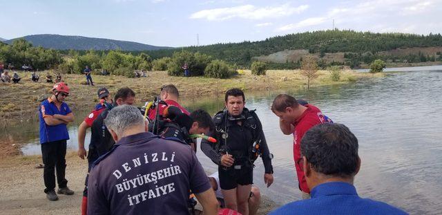 Gölete giren iki kardeşten biri boğuldu