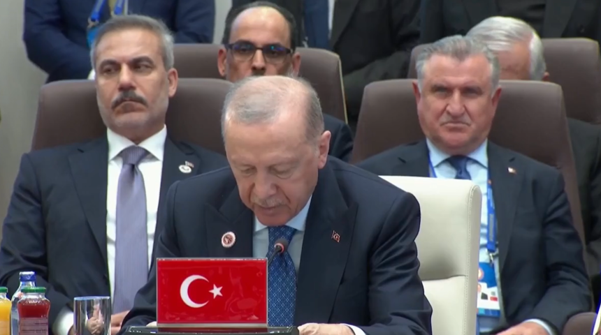 Cumhurbaşkanı Erdoğan'dan Şanghay zirvesinde "İş birliğini artıracağız" mesajı