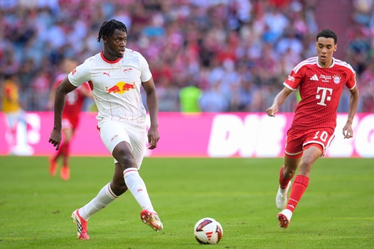 Galatasaray Leipzig den Bitshiabu yu bitirdi! İstanbul a davet etti 3